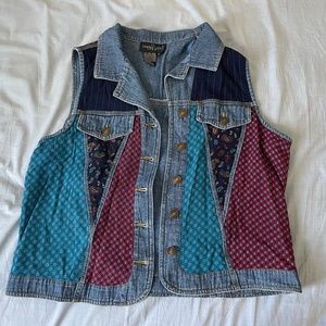 Vintage Vest (XL size but it fits women with sizes L or M)